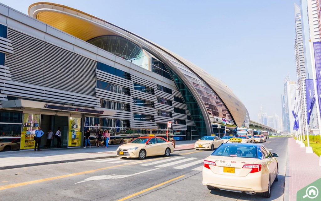 View of taxis and Business Bay metro station